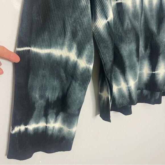 One Teaspoon Black/Blue Tie Dyed Ribbed Long Sleeve Sweatshirt NWOT MEDIUM - Picture 3 of 8